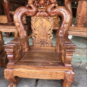 SƠN PU ĐÁNH VECNI ĐỒ GỖ QUẬN TÂN PHÚ